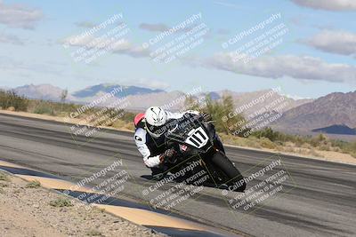 media/Nov-16-2025-Race Pace (Sun) [[8c5fa54630]]/Non Verified Riders (1st 20 Minutes)/3-Turn 3 Inside (11am)/